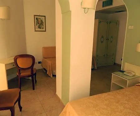 Andros Taormina